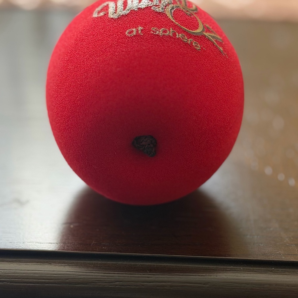 The Wizard of Oz Red Foam Apple From The Sphere - Picture 3 of 4